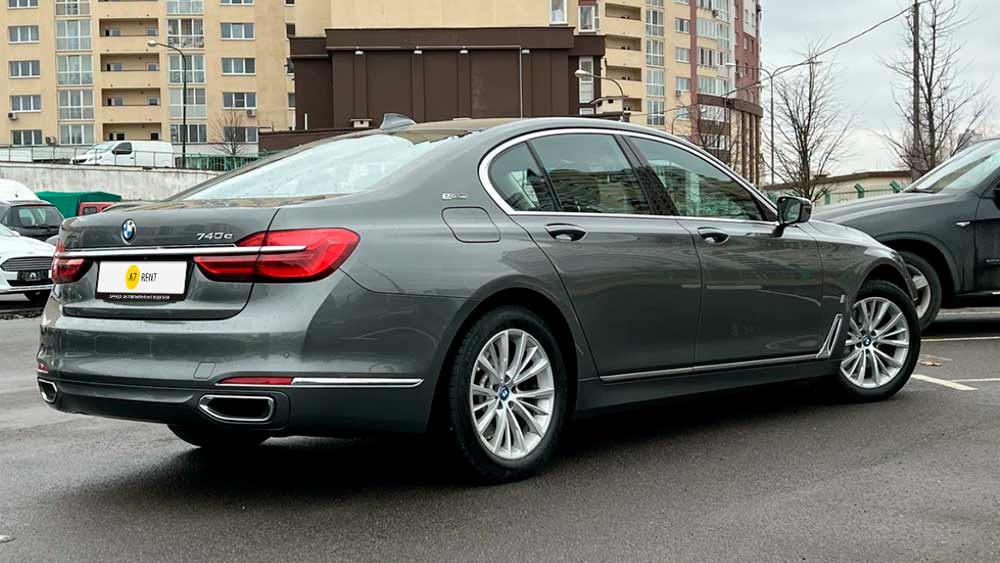 Фото BMW 7