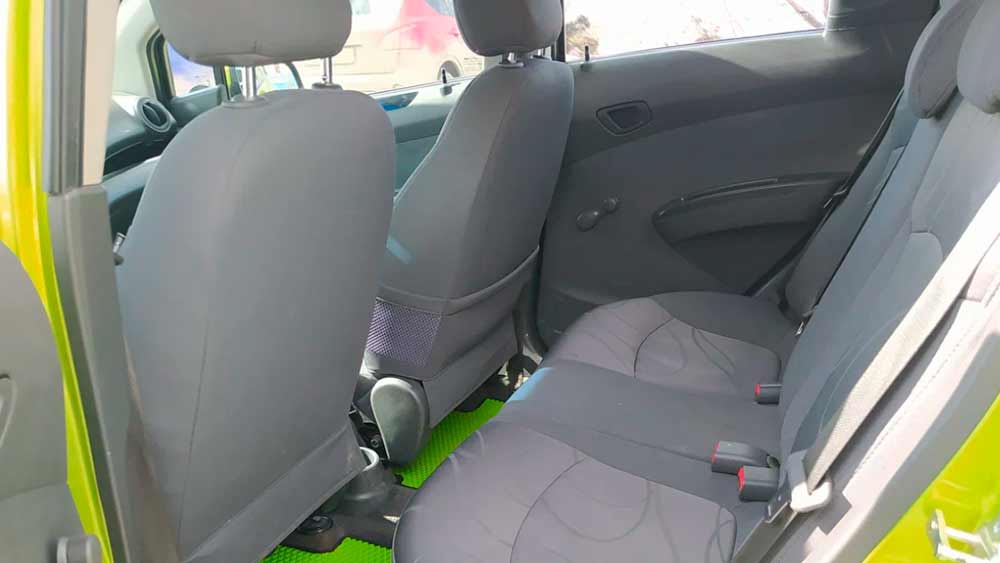 Chevrolet Spark — аренда автомобиля