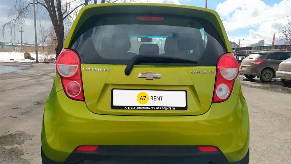 Chevrolet Spark — аренда автомобиля