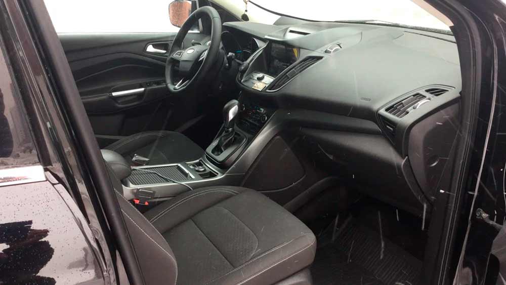 Ford Kuga 1200