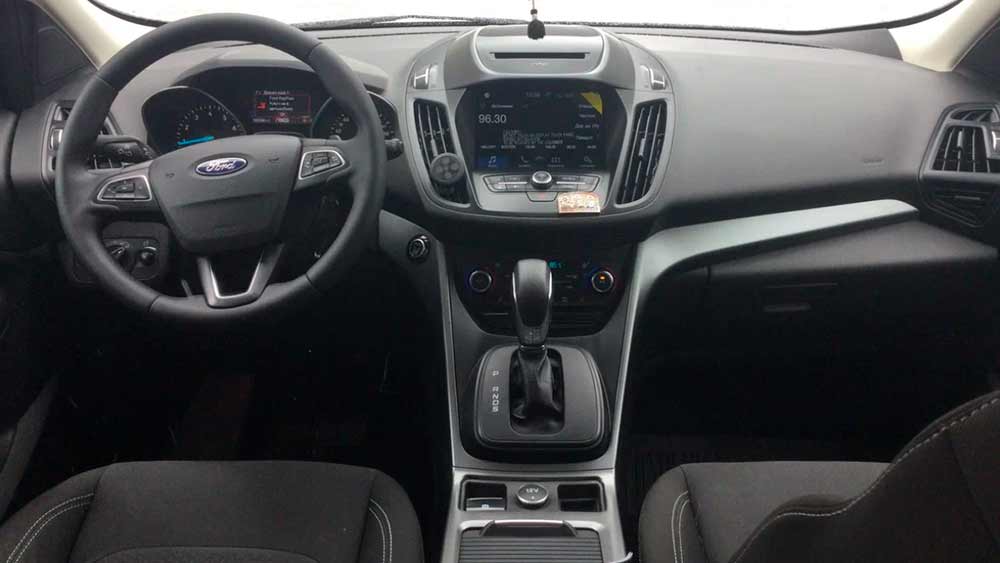 Ford Kuga 1200