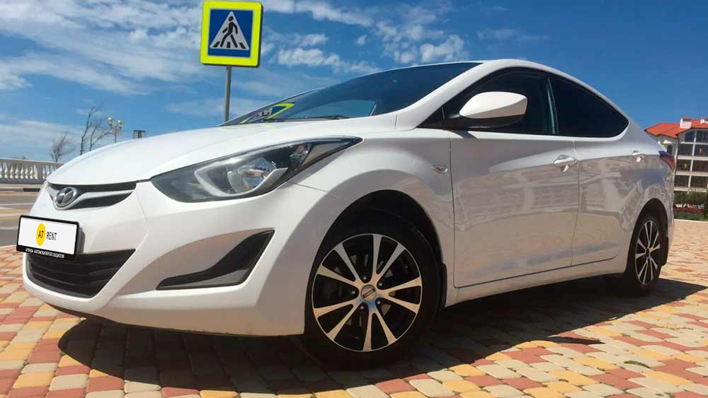 Hyundai Elantra — аренда автомобиля