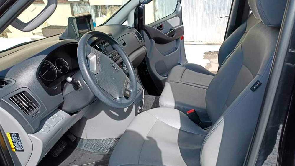 Hyundai H1 1205