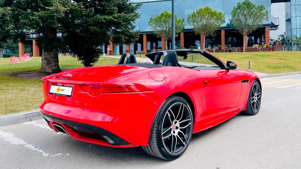 Jaguar F-Type — аренда автомобиля