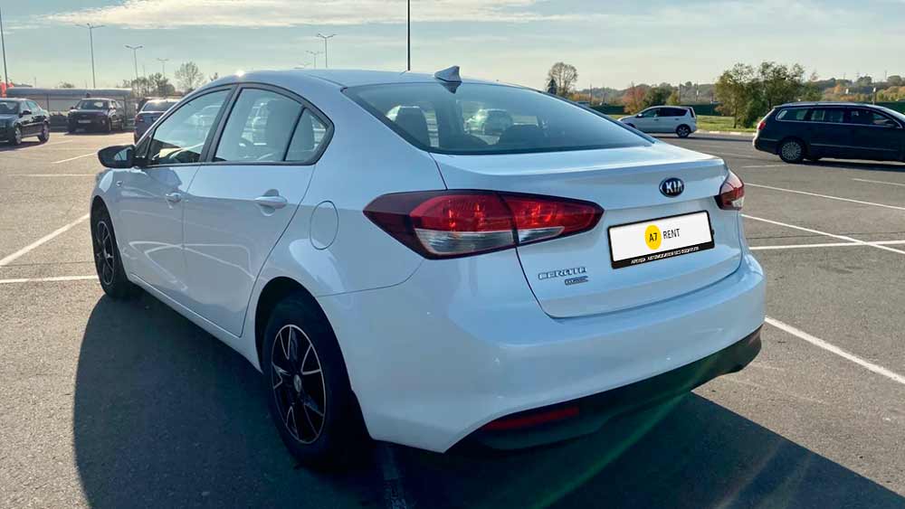 KIA Cerato 1213