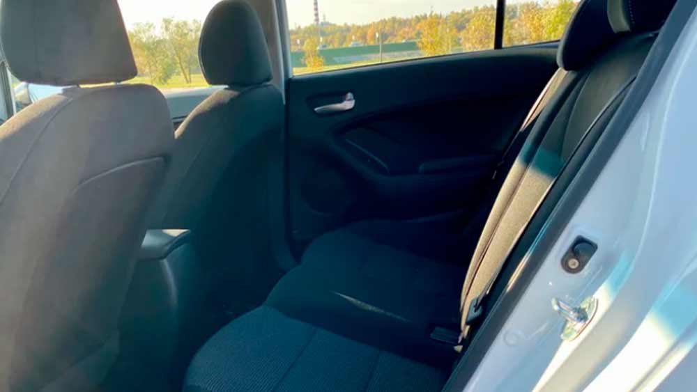 KIA Cerato 1213