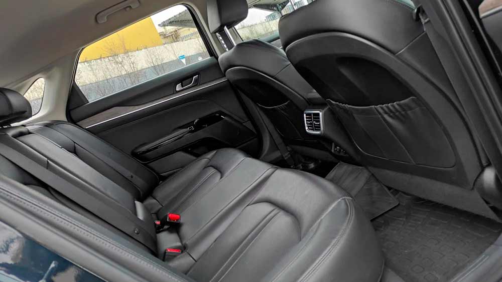 Фото KIA K5