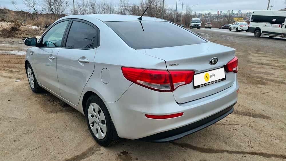 KIA Rio 1217