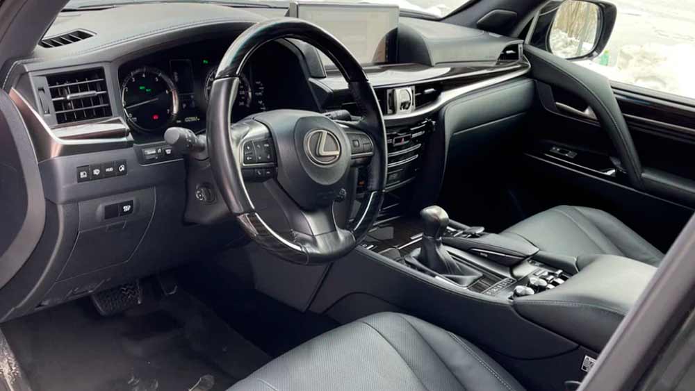 Lexus LX 1226