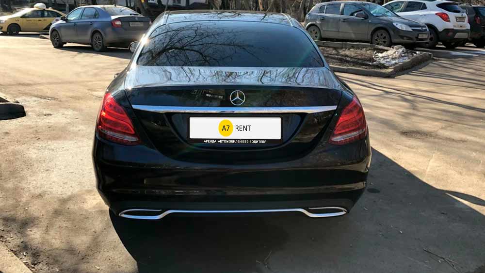 Mercedes-Benz C 1235