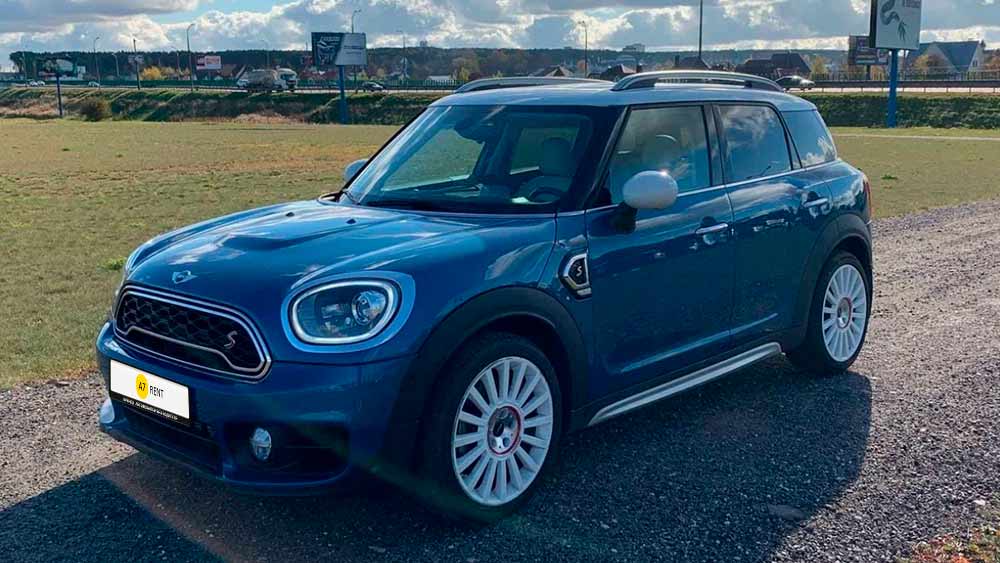 MINI Countryman — аренда автомобиля