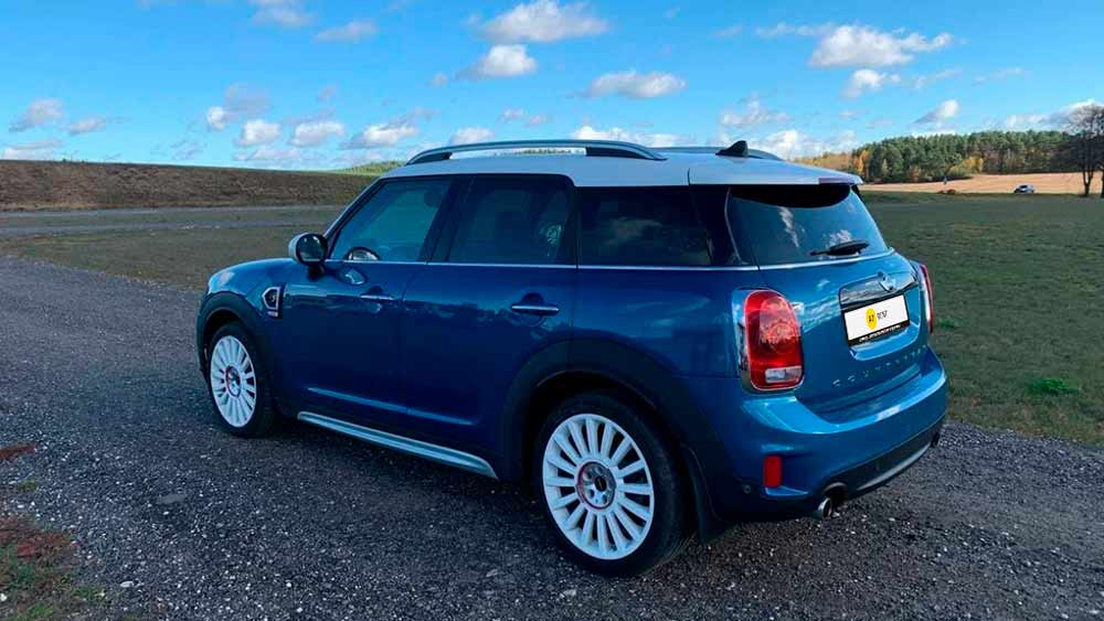 MINI Countryman — аренда автомобиля