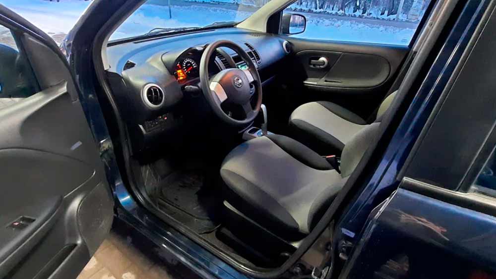 Nissan Note — аренда автомобиля