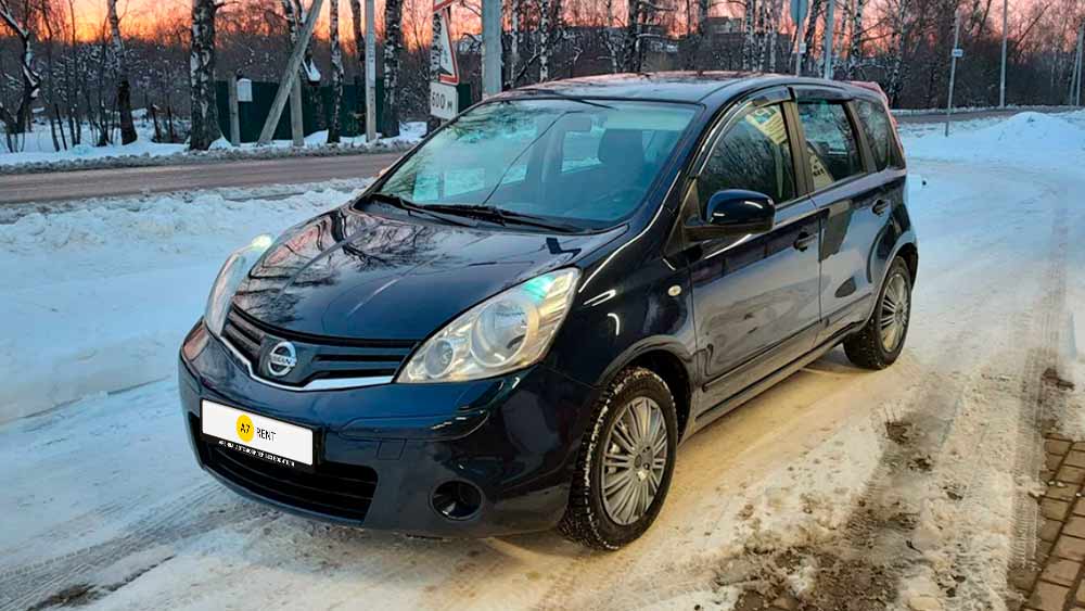 Nissan Note — аренда автомобиля