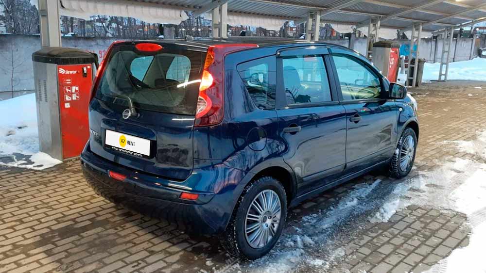 Nissan Note — аренда автомобиля