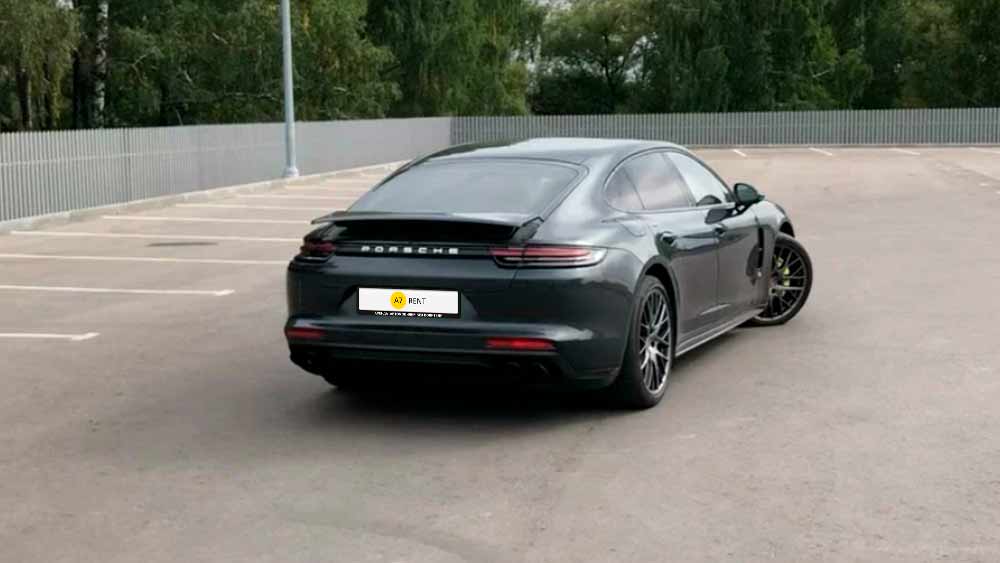 Porsche Panamera 1251
