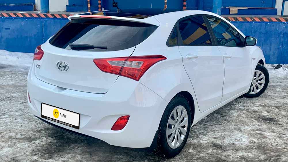 Hyundai I30 — аренда автомобиля