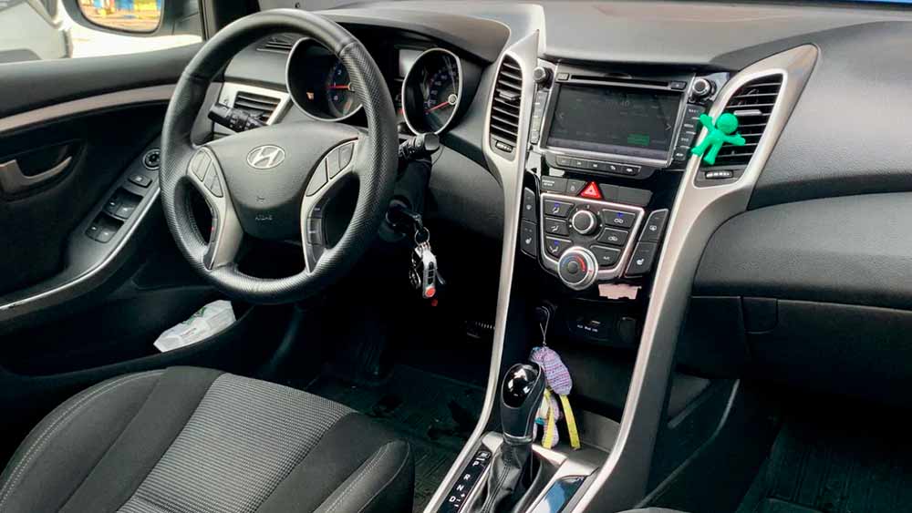 Hyundai I30 — аренда автомобиля