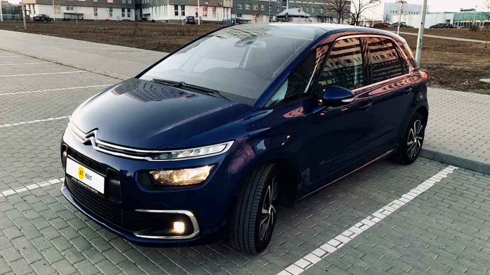 Citroen C4 Picasso — аренда автомобиля