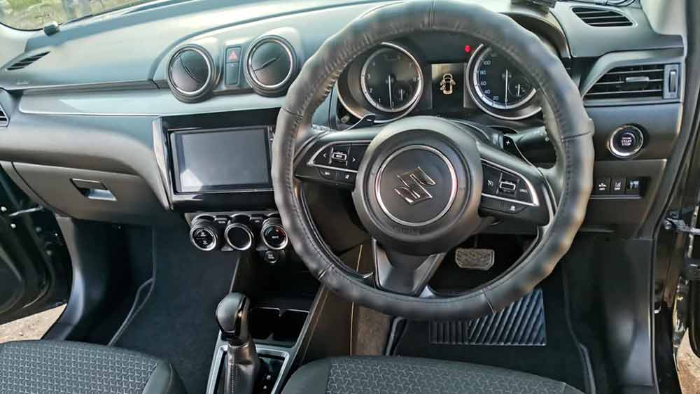 Suzuki Swift — аренда автомобиля
