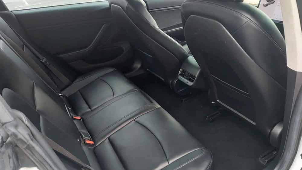 Tesla Model 3 — аренда автомобиля