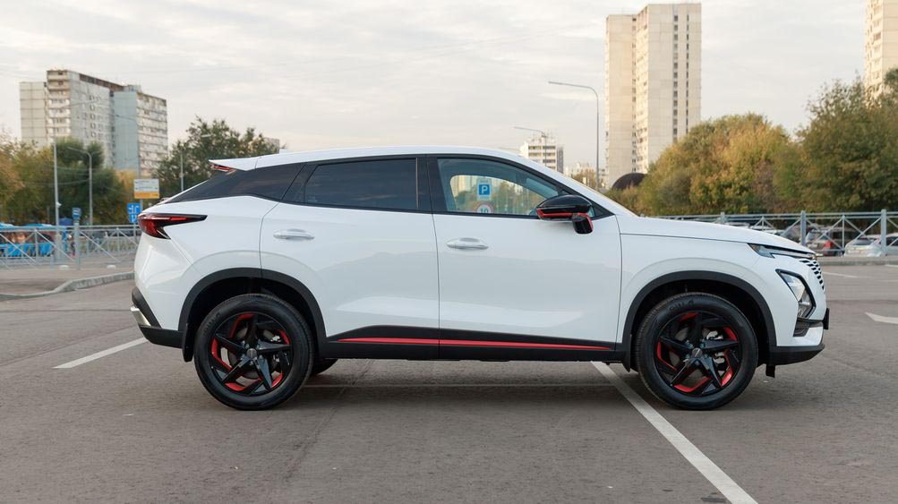 Фото Omoda C5