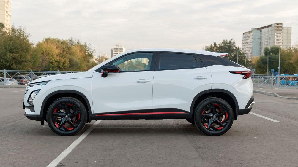 Фото Omoda C5