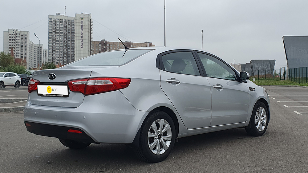 KIA Rio 1419