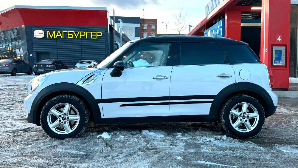 MINI Countryman — аренда автомобиля