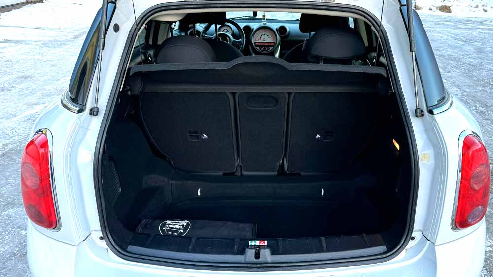 MINI Countryman — аренда автомобиля