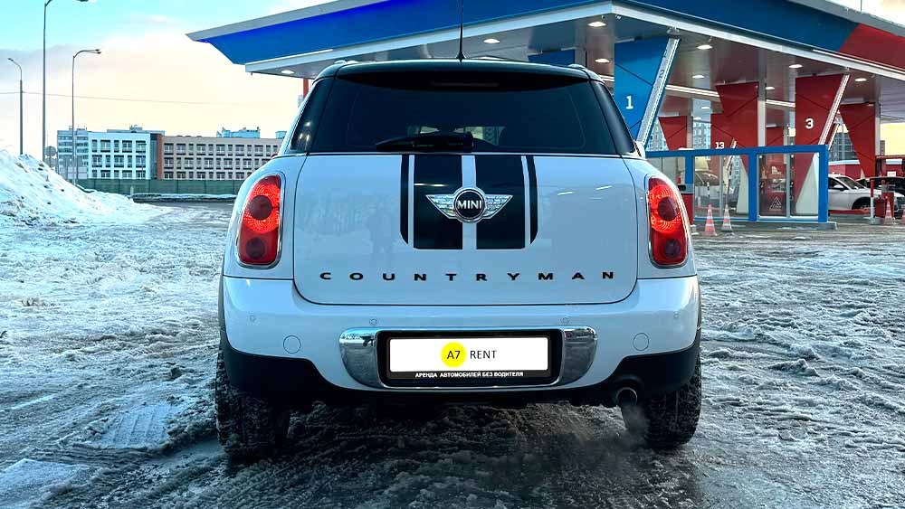 MINI Countryman — аренда автомобиля