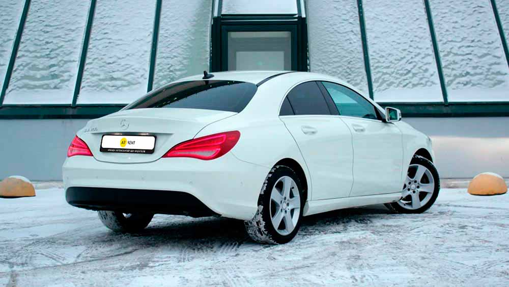 Фото Mercedes-Benz CLA