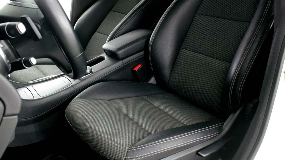 Фото Mercedes-Benz CLA