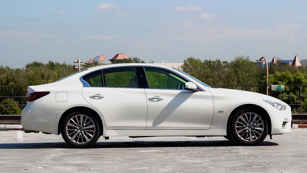 Фото Infiniti Q50