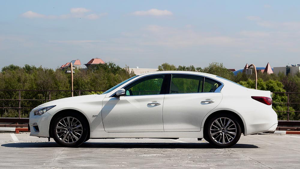 Фото Infiniti Q50