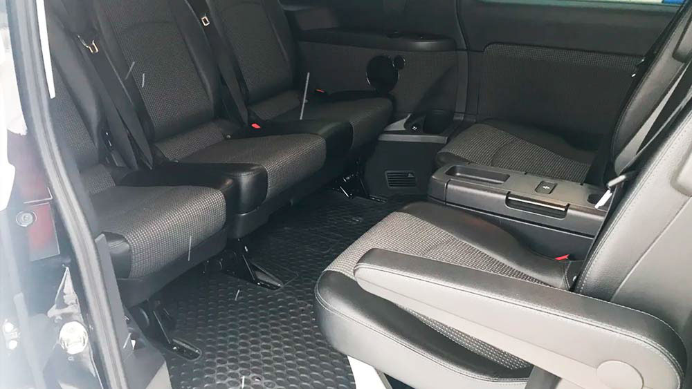 Mercedes-Benz Viano 221