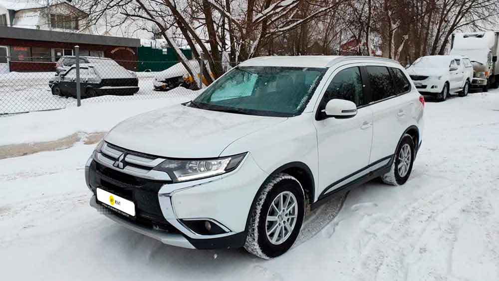 Фото Mitsubishi Outlander