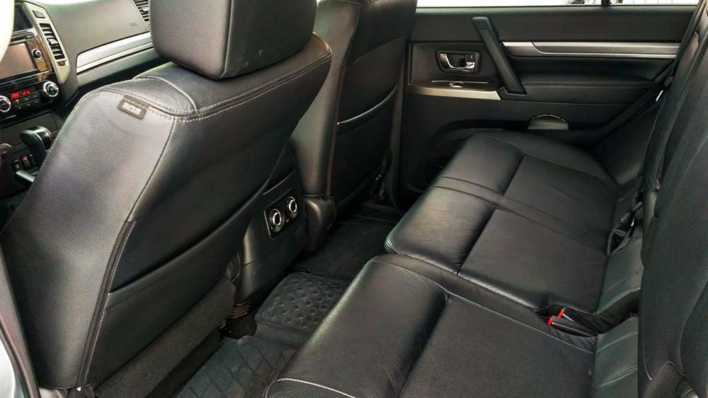 Mitsubishi Pajero 226