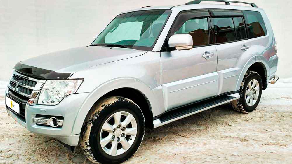 Mitsubishi Pajero 226