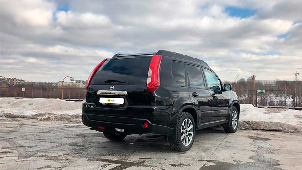 Nissan X-Trail — аренда автомобиля
