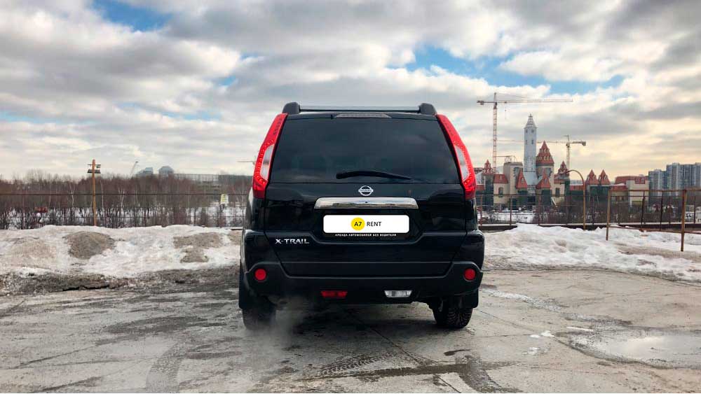 Nissan X-Trail — аренда автомобиля