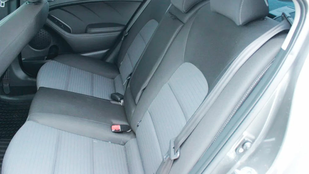 KIA Cerato 251