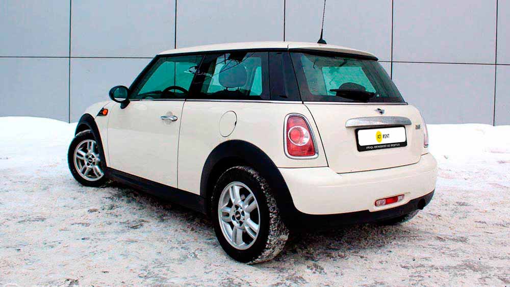 MINI Cooper — аренда автомобиля
