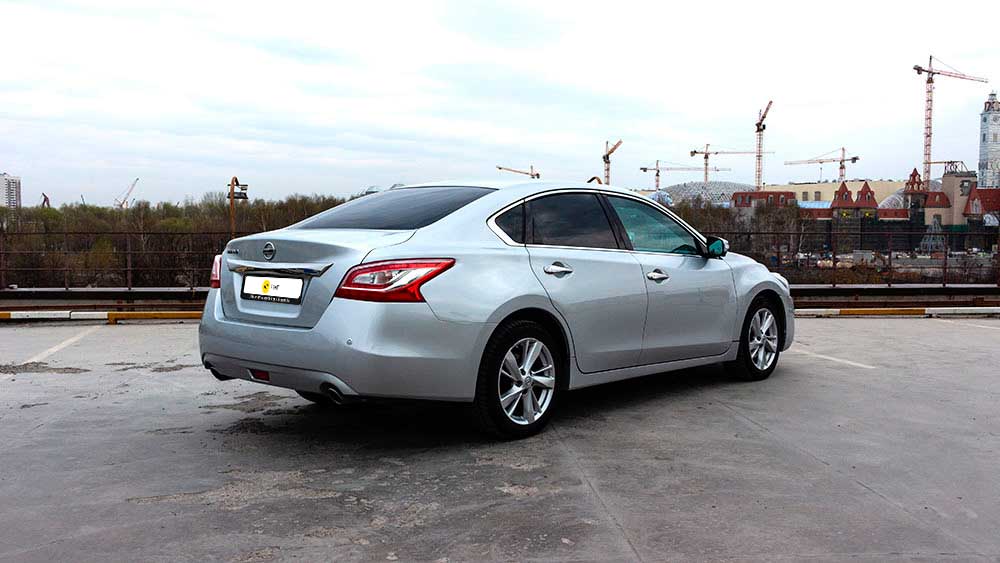 Nissan Teana 284