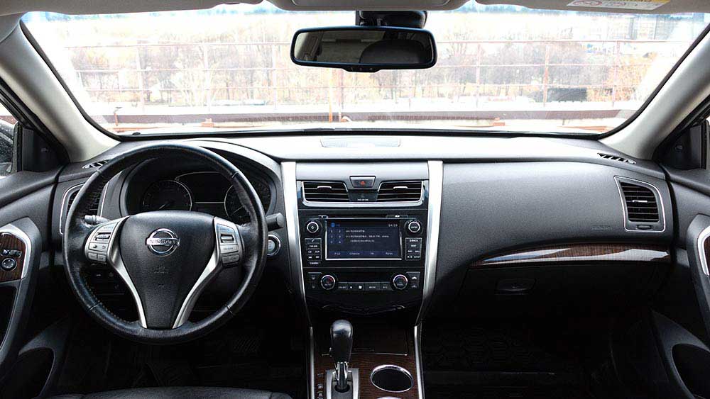 Nissan Teana 284