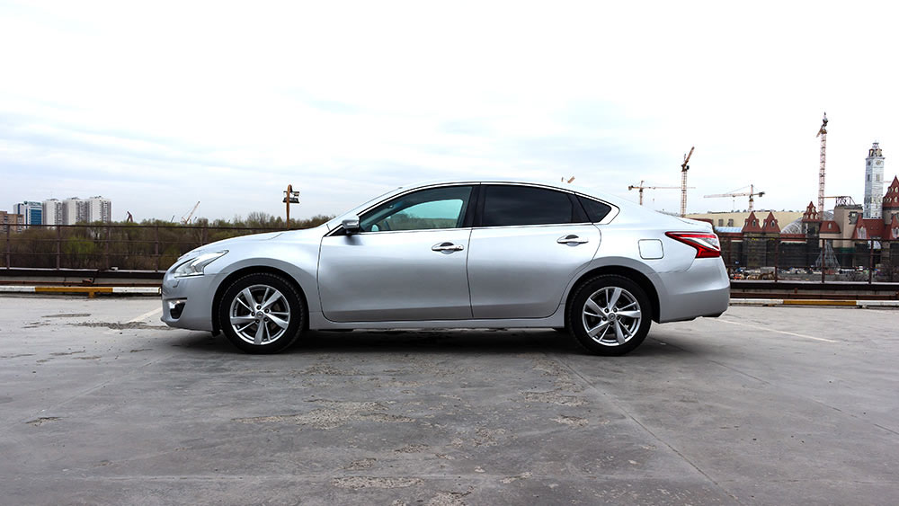 Nissan Teana 284
