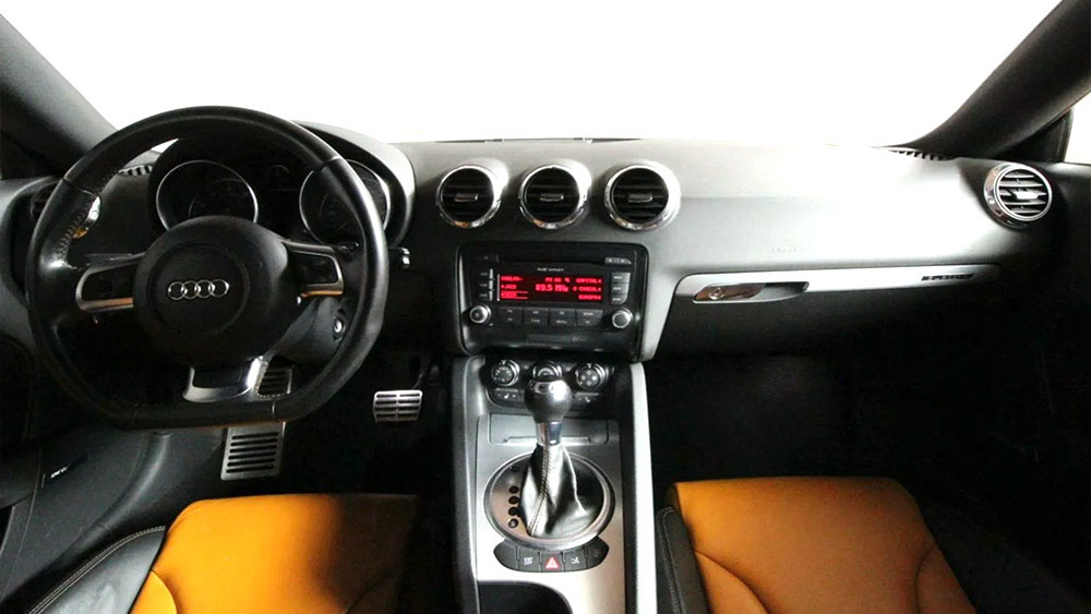 Фото Audi TT