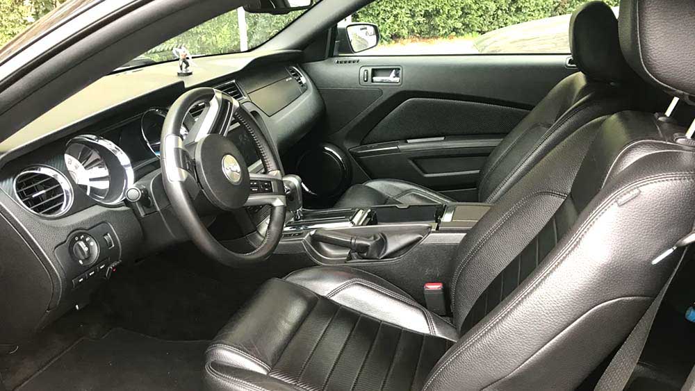 Фото Ford Mustang