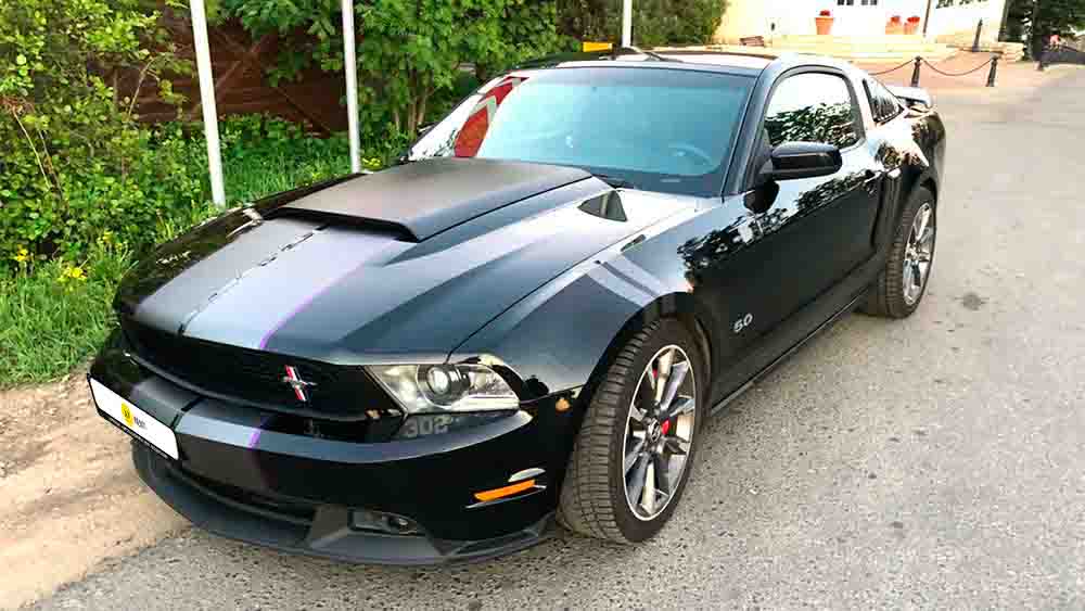 Фото Ford Mustang