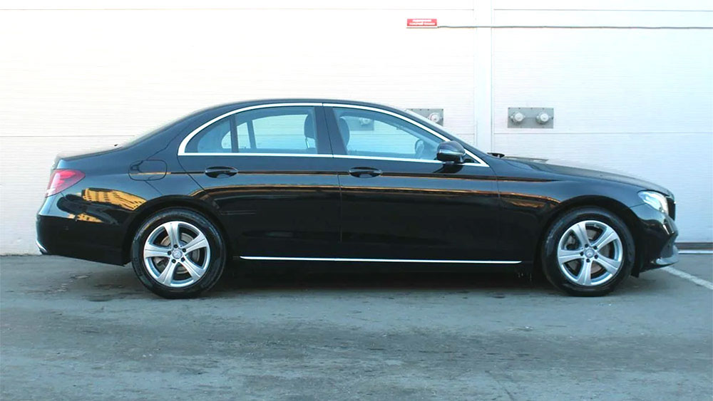 Mercedes-Benz E-Class 318
